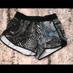 Lululemon Seawheeze Tracker Shorts